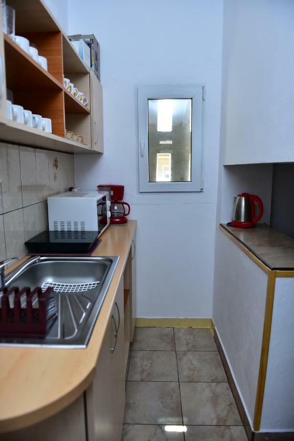 Vila Arjana Orşova Exteriör bild